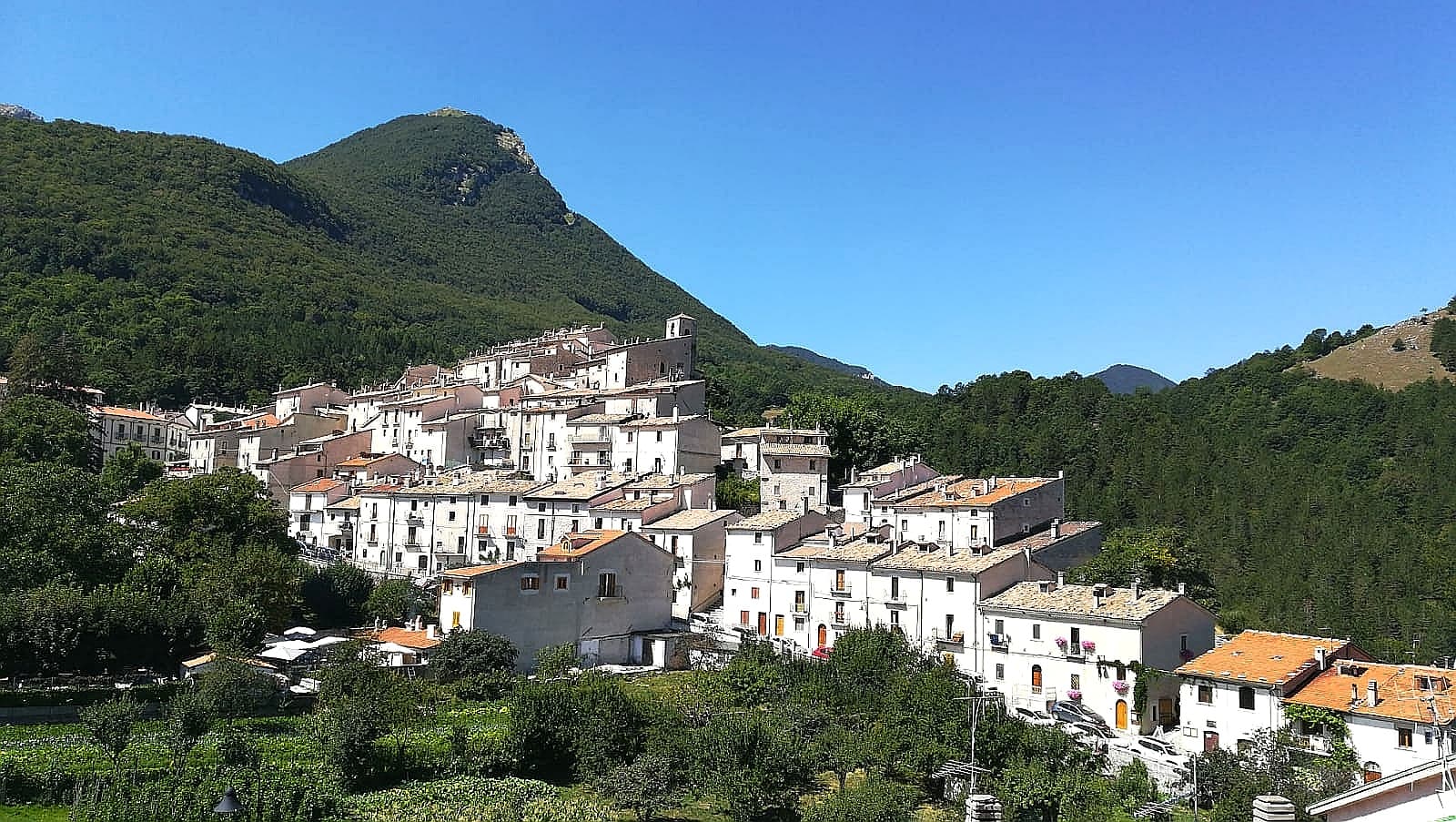 Il borgo di pietra di Civitella Alfedena, nel Parco Nazionale d'Abruzzo