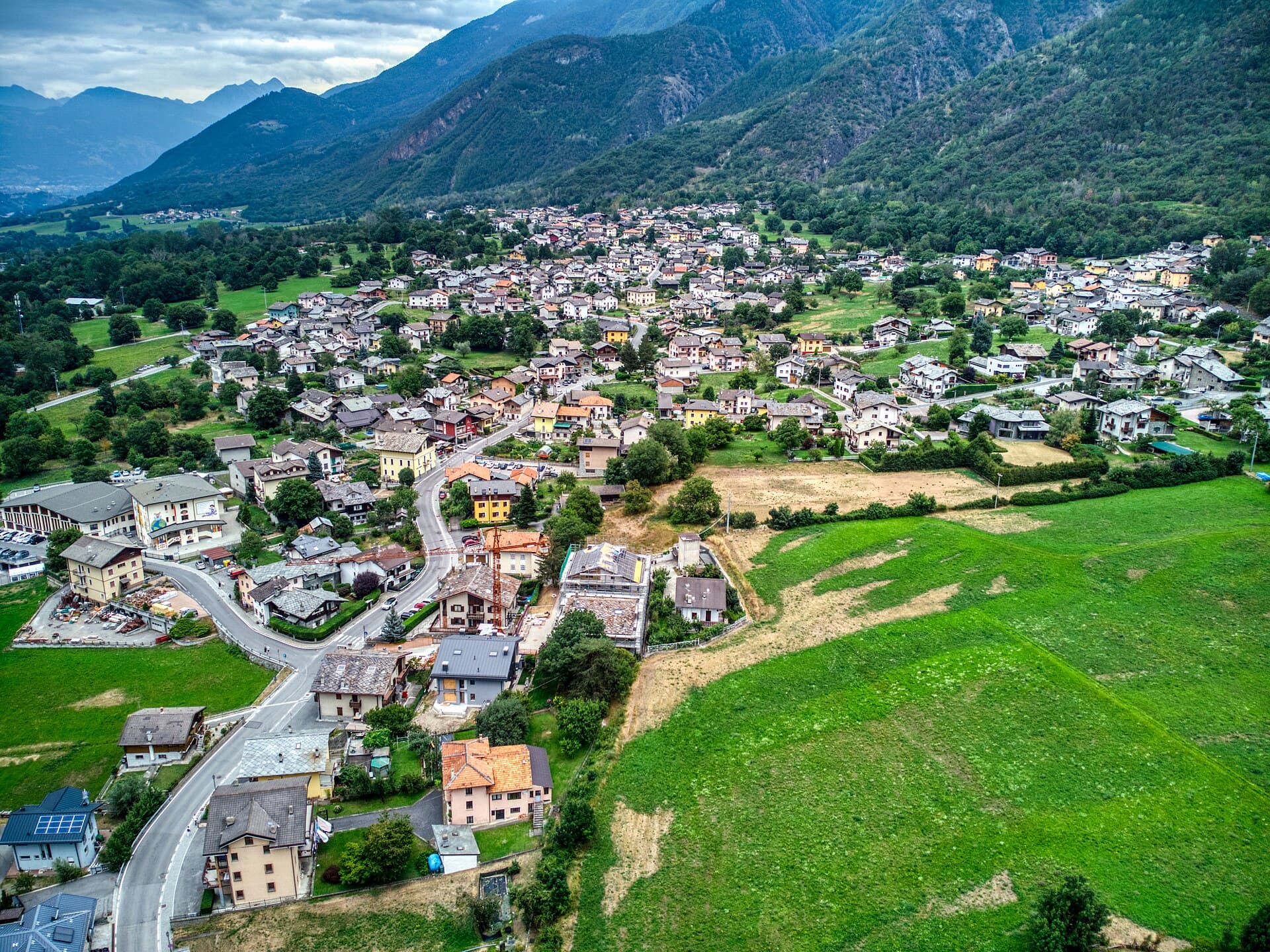 Il castello di Fénis, tra i più scenografici manieri medievali d'Italia
