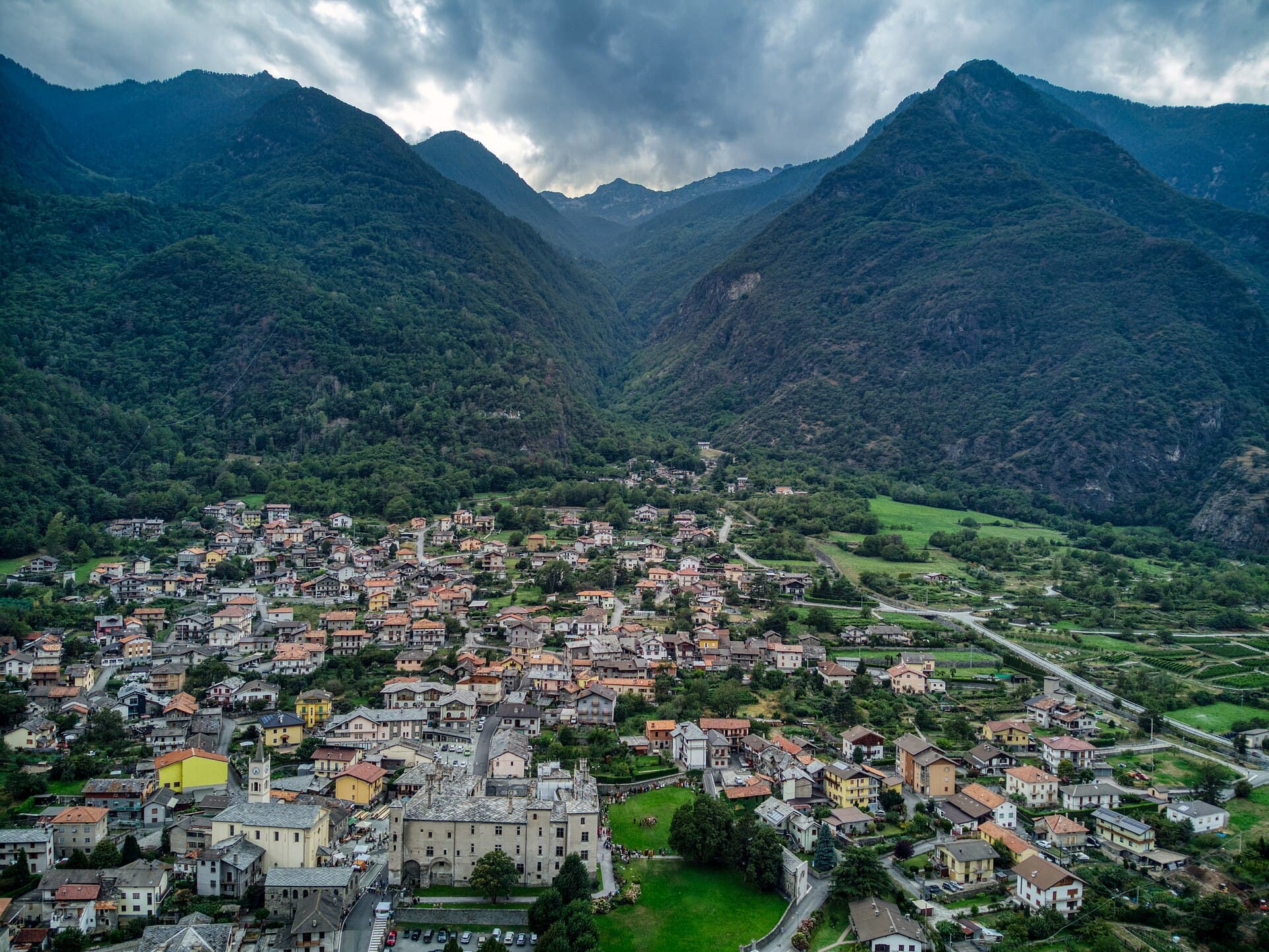 Il castello di Issogne, dimora rinascimentale dei Challant