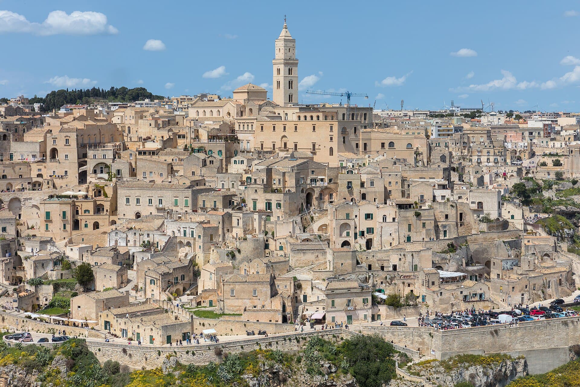I Sassi di Matera scavati nella roccia, visti dal Belvedere Murgia Timone