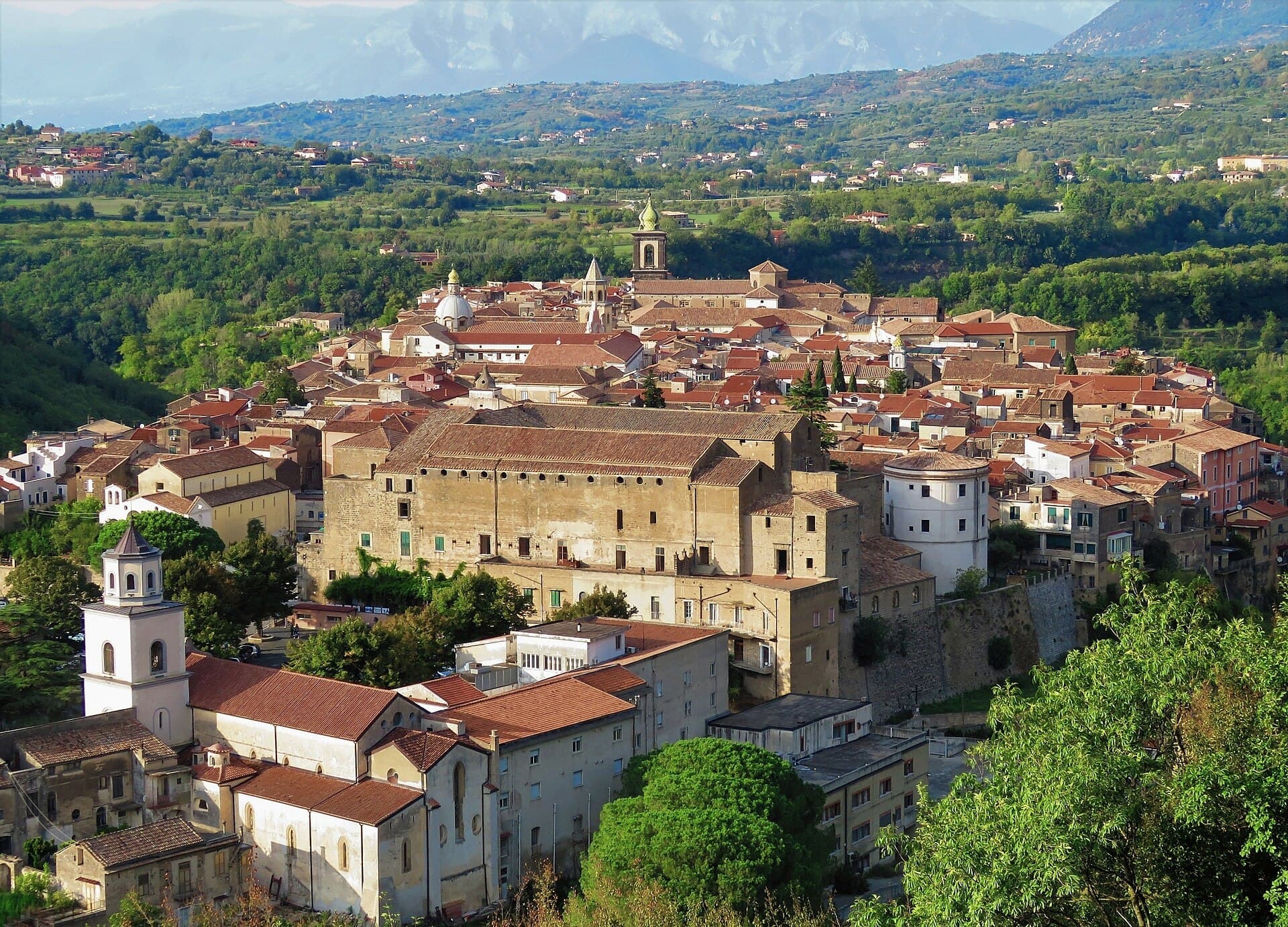 Sant'Agata de' Goti, il borgo costruito su uno sperone di tufo nel Sannio
