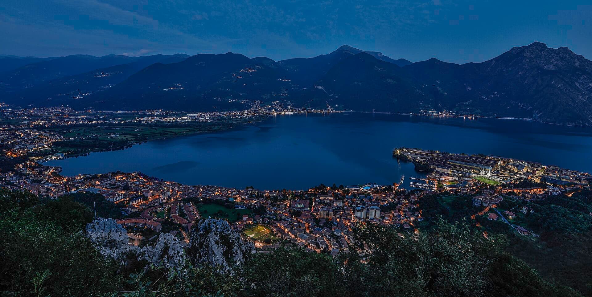 Panorama di Lovere sul lago d'Iseo