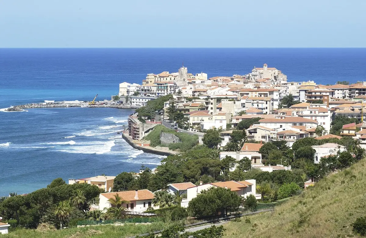 Diamante affacciata sul mar Tirreno, sulla Riviera dei Cedri