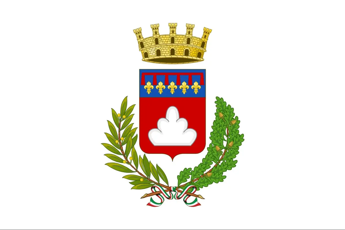 Il borgo medievale di Gubbio con il Palazzo dei Consoli sulle pendici del Monte Ingino