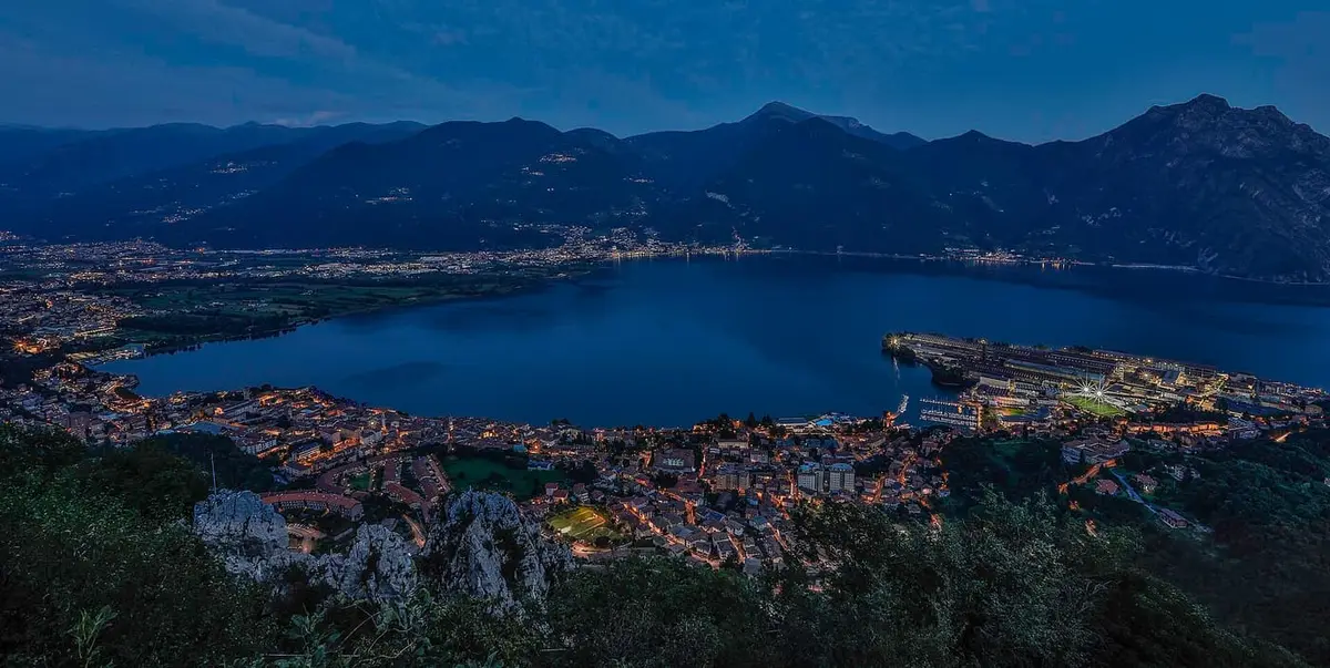 Panorama di Lovere sul lago d'Iseo