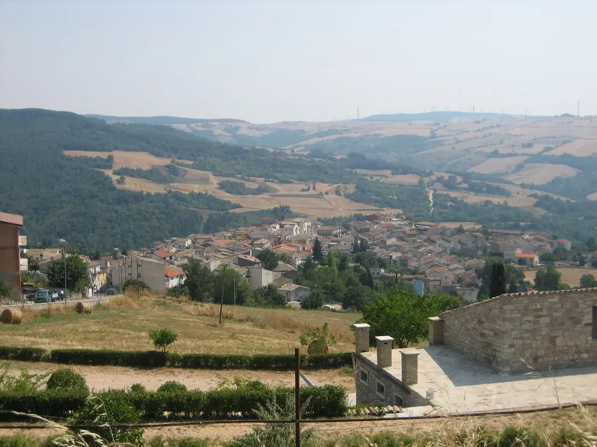 Roseto Valfortore tra le colline dei Monti Dauni
