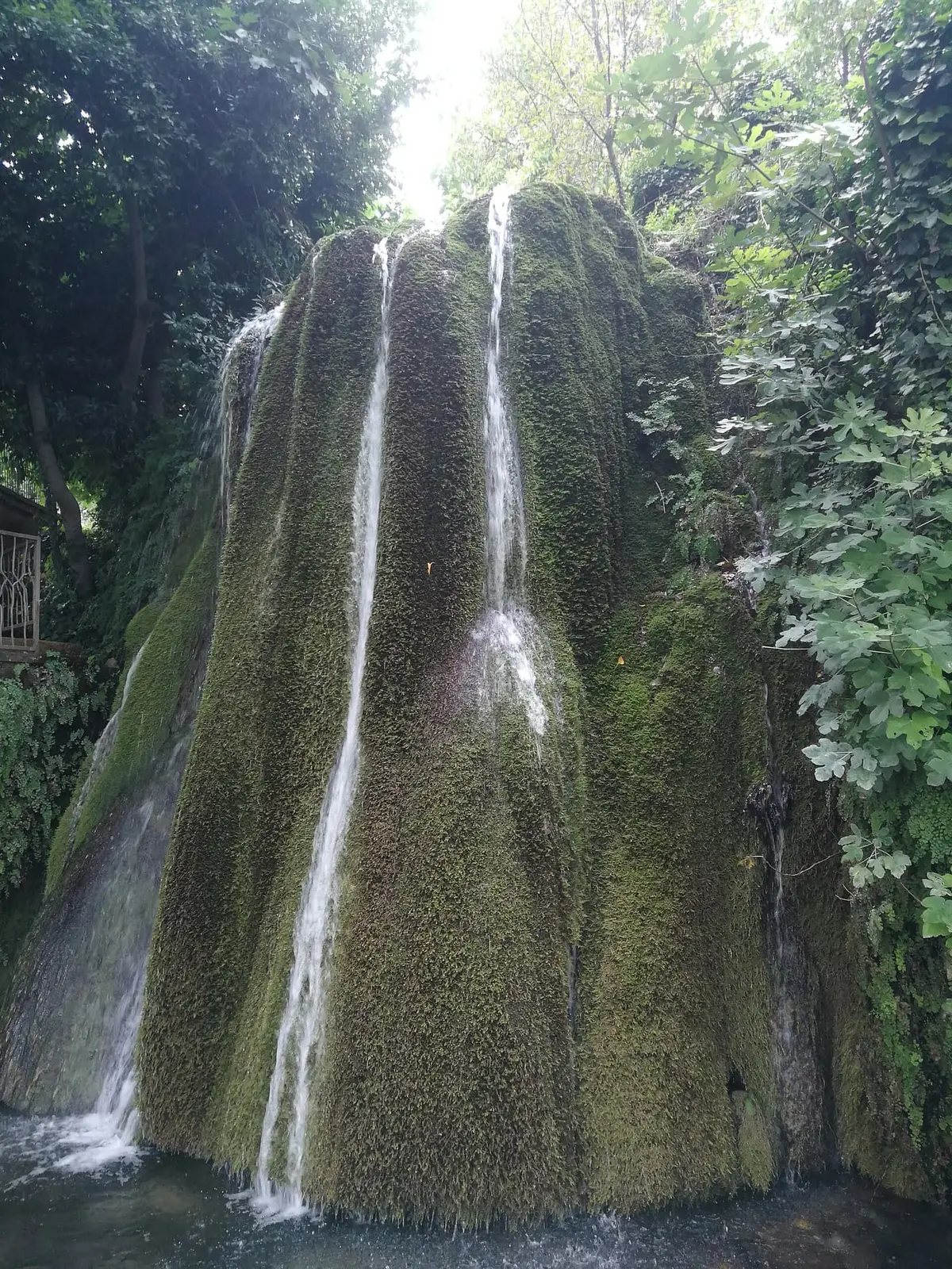 La cascata di San Valentino nel centro di Sadali